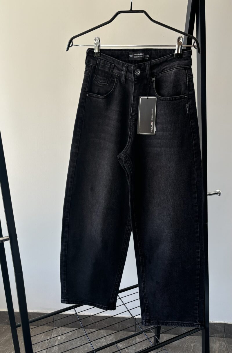 Baggy tiesaus kirpimo džinsai