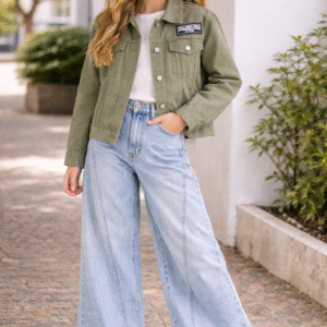 Stilingas švarkelis paauglei | Trys spalvos