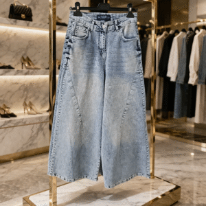 Išskirtinio kirpimo džinsai 140-170