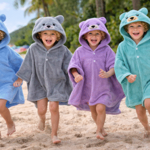 Vaikiškas rankšluostis-pončas su gobtuvu