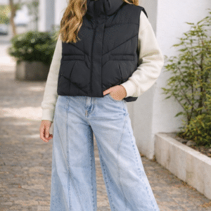 Juoda onesize liemenė paauglėms